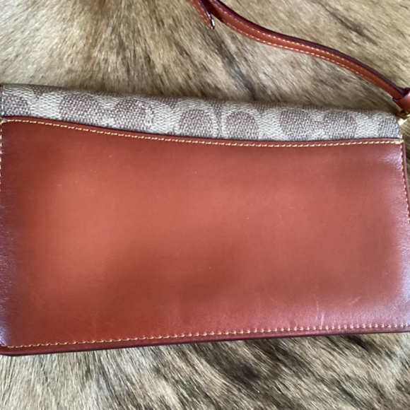 Authentic Hayden Foldover Crossbody Clutch In Coach Monogram Signature Canvas - Picture 7 of 11